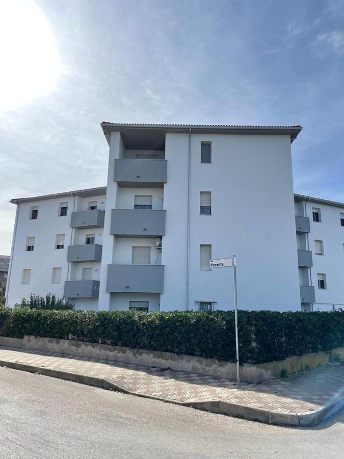 Appartamento La Tramontana Porto Torres Eksteriør billede